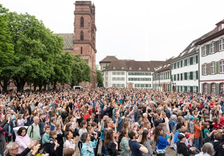 EJCF 2023 Body Percussion En Gros MünsterplatzBasel_©ChristianFlierl_DSC5681